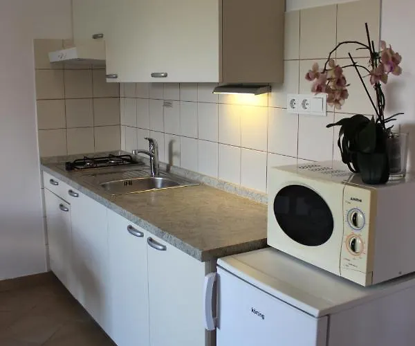 Lavanda In Kornic, Krk Appartement Kornić