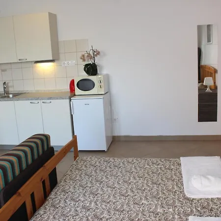 Apartamento Lavanda In Kornic, Krk *